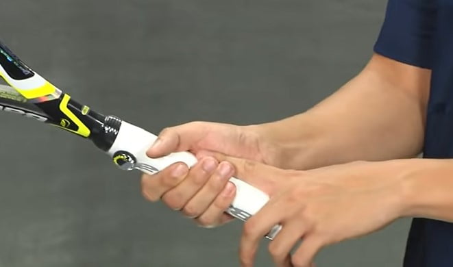 tennis how to measure grip size: use your index finger 