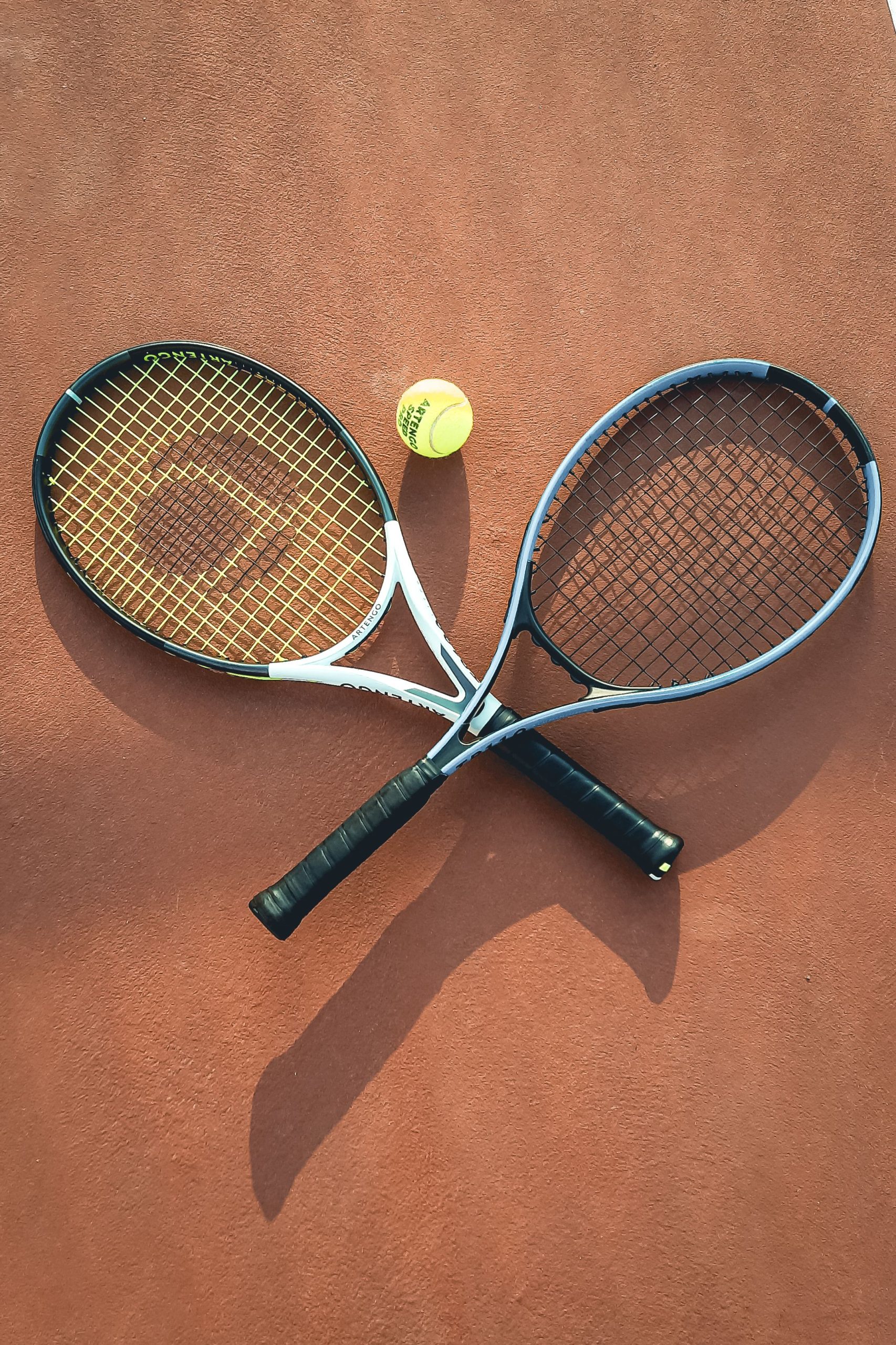 Babolat Pure Aero vs Wilson Clash